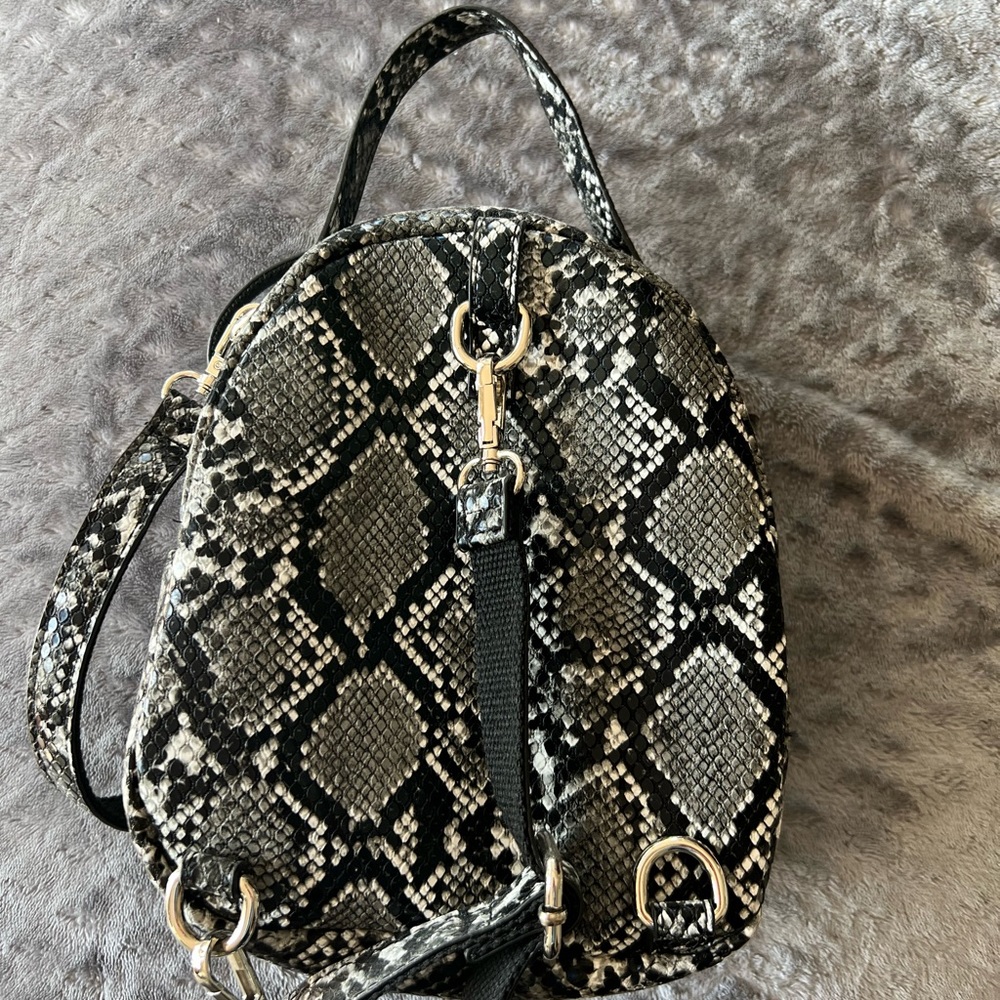 Urban Expressions Mini Back Pack - image 2